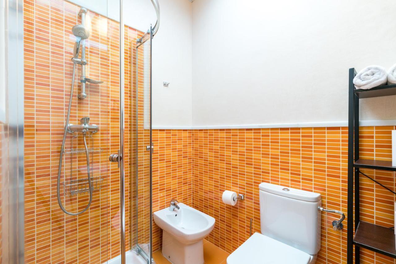 Veoapartment Ciriaco Sevilla Kültér fotó